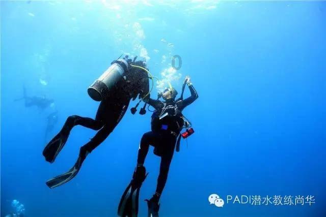 焦作濮阳hdpe钢带增强螺旋波纹管，DN800地埋排污钢带波纹管