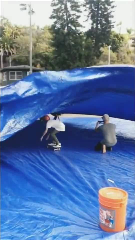 AI虚拟人“爱因斯坦”亮相长沙,跨时空互动妙趣横生