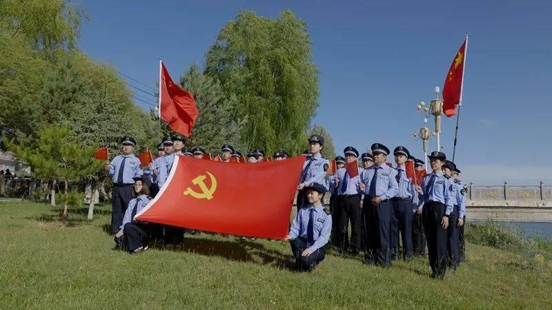 小猫钓鱼游戏龙王版有船