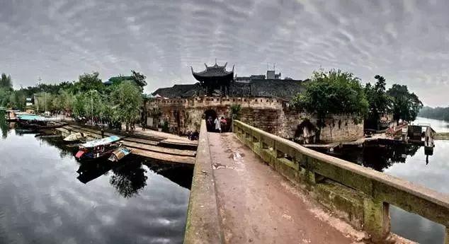 “红白理事”倡节俭 树立文明新风尚